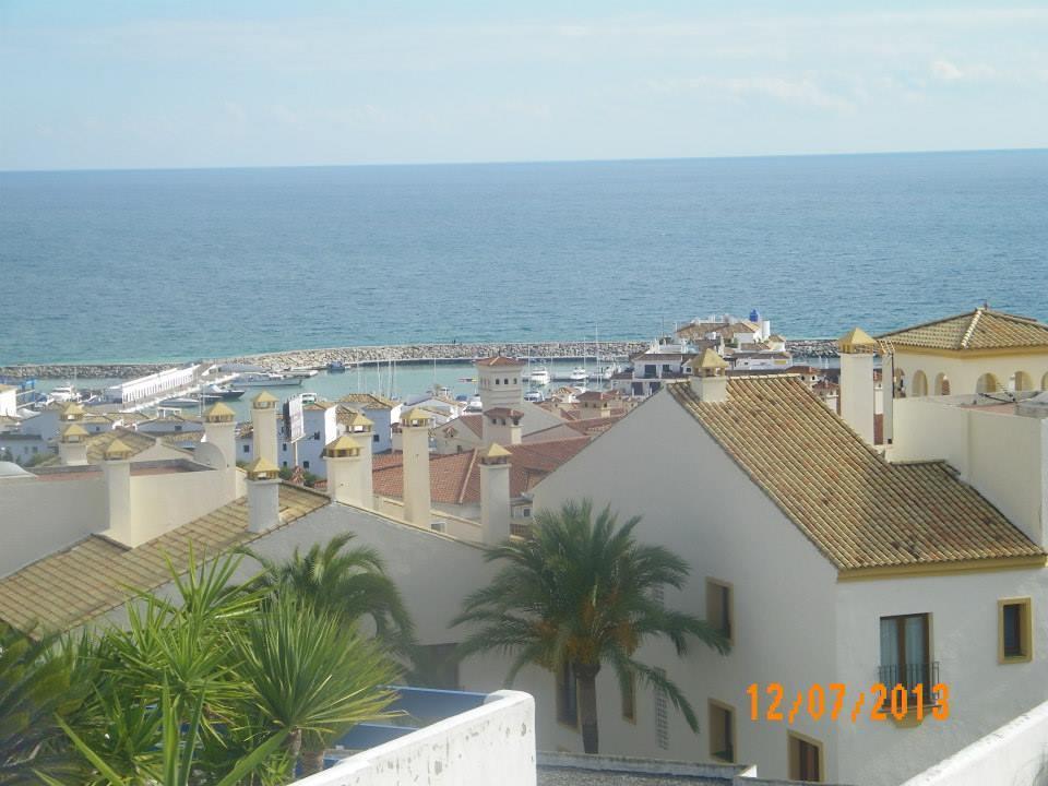 Duquesa Suite And Golf With A Spectacular Sea View Манилва Екстериор снимка